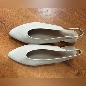 Everlane the V Slingback Flat, cream, size 8